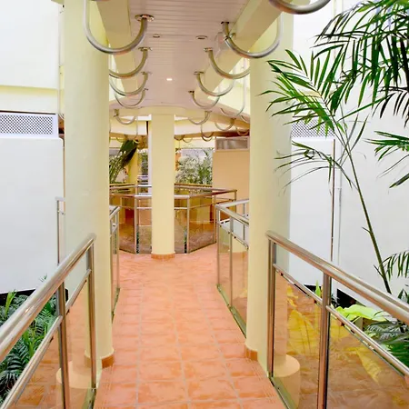 Apartment Cozy Corner 2 Bedroom On New Island Complex In Marina Harbour *