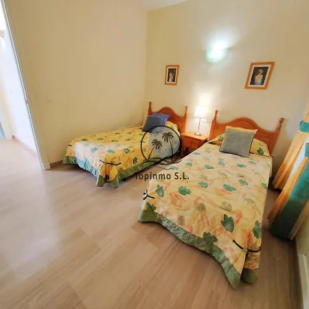 Cozy Corner 2 Bed Island Puerto Marina Benalmádena