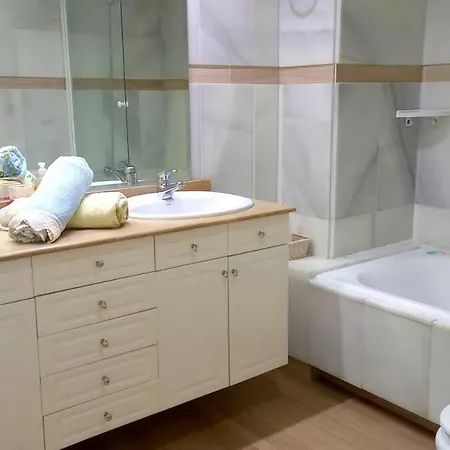 Daire Cozy Corner 2 Bed Island Puerto Marina *