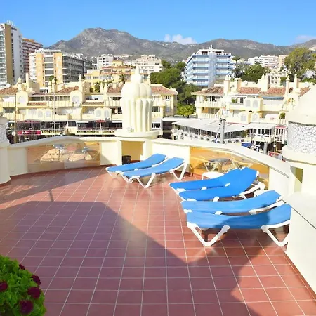 Cozy Corner 2 Bed Island Puerto Marina Benalmádena